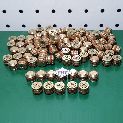 Bịt nước bằng đồng JWP10